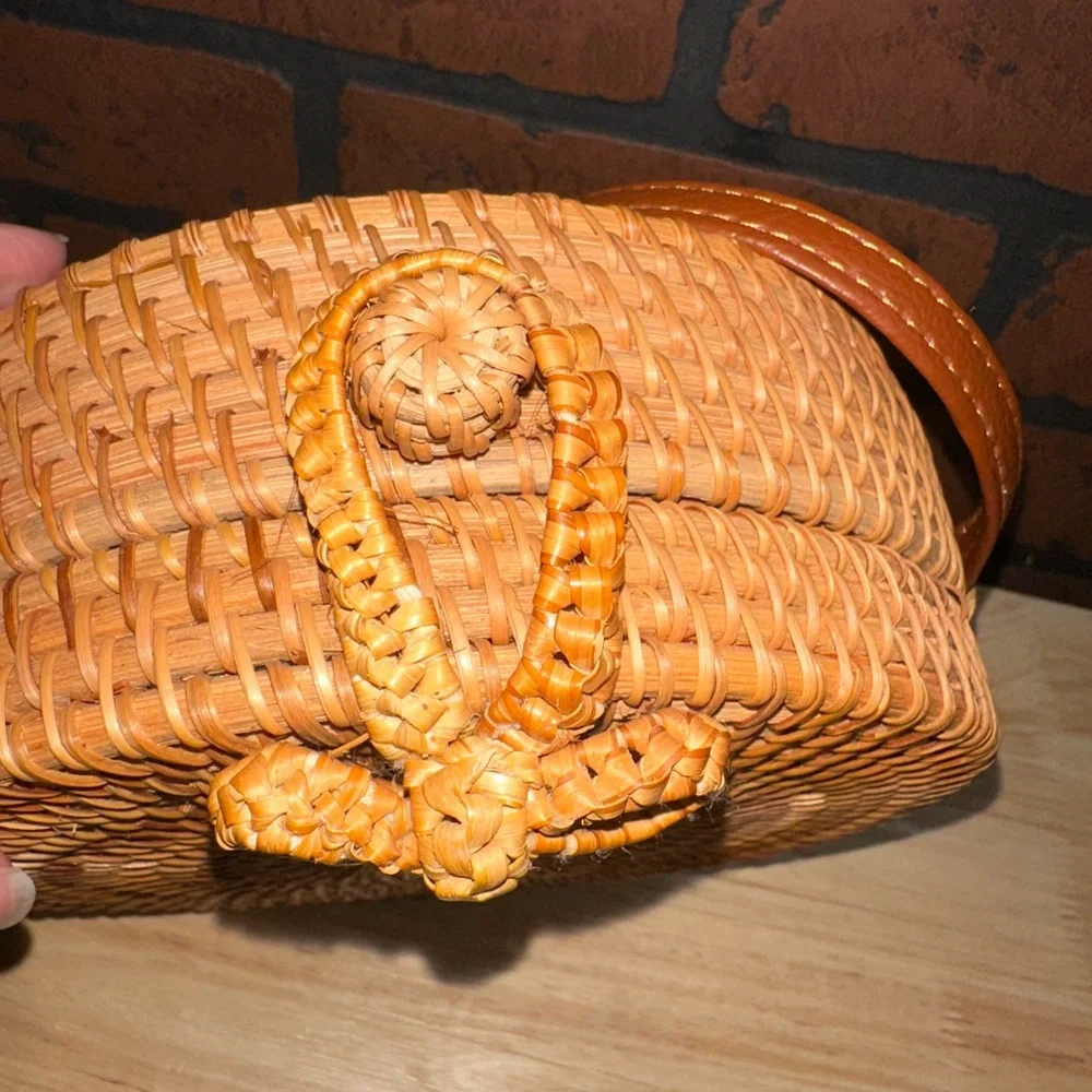 Round Woven Tan Crossbody Bag